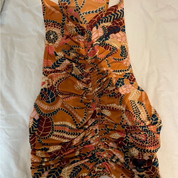 ALC RUCHED TANK TOP - Picture 2 of 8